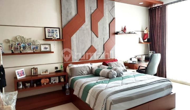 Rumah Sunter Minimalis 3 Lantai Siap Huni