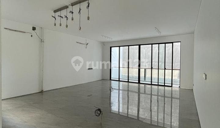 Rumah Pluit Brandnew Mewah Rapih Cantik Jalan Utama