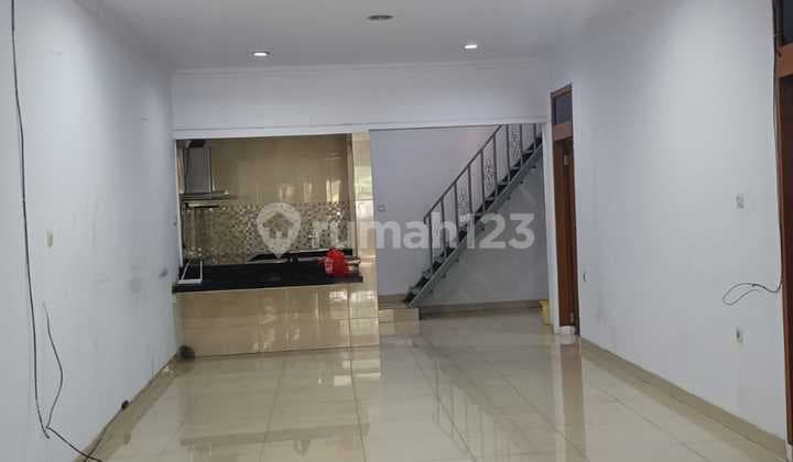 Rumah Sunter Agung 7x14 Bangunan 1.5 Lantai Siap Huni