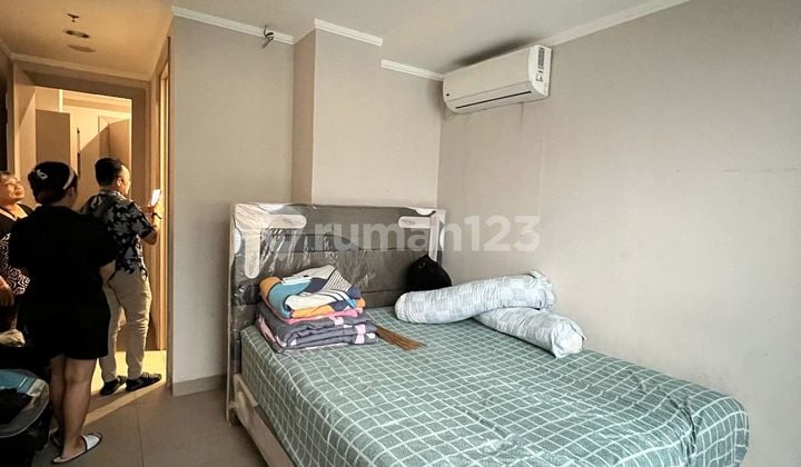apartemen menara jakarta 1 br furnish lantai sedang