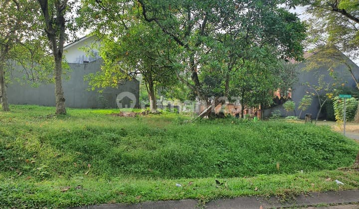 Talaga Bestari lot near the main gate of the cluster