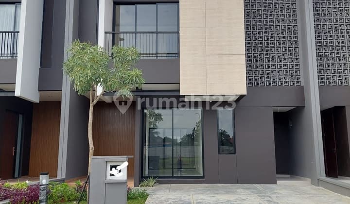 Rumah baru cluster Eldora Suvarna Sutera Tangerang New city