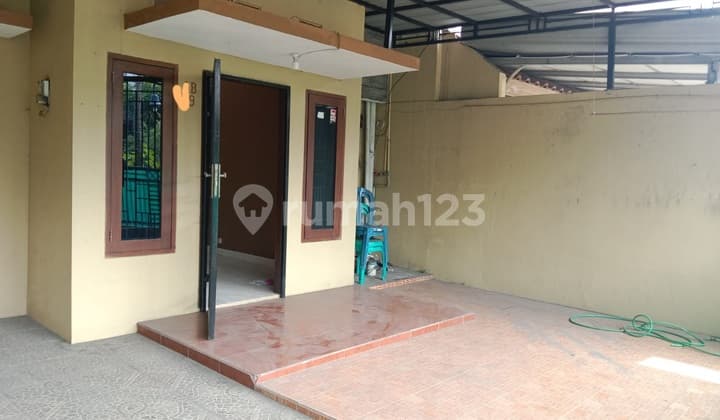 Rumah luas besar dekat tol cluster re Talaga Bestari Tangerang