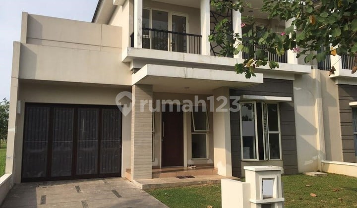 Rumah 2 Lantai Posisi Terdepan Rapi Siap Huni di Suvarna Sutera