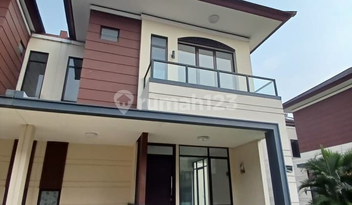 Sewa Rumah Bersih Terawat di Lavon Swancity Cikupa Ada AC