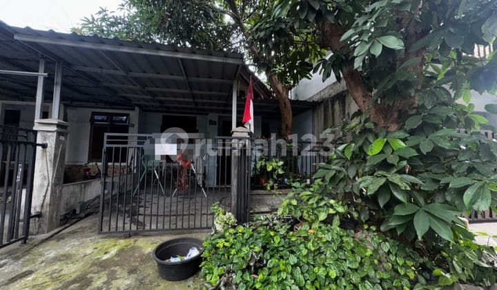 For Rent Furnished 2-Story House in Re Talaga Bestari Cluster Tangerang