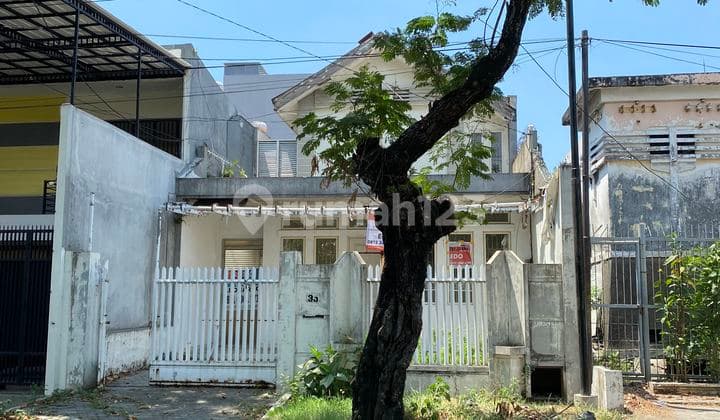 Dijual Rumah Pusat Kota di Teuku Umar Bangunan 2 Lantai Lebar8meter
