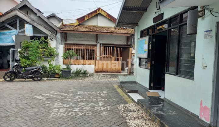 RUMAH JALAN SERAYU DAERAH DARMO DEKAT DENGAN RS SMS DIMENSI 5X16 ROW JALAN 3 MOBIL