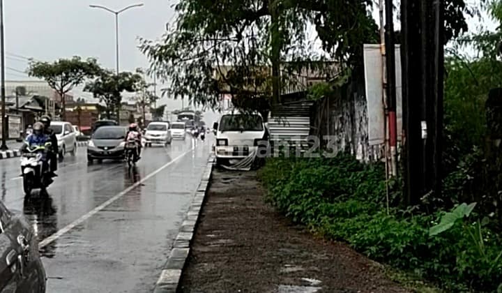 Tanah Tepi di jl raya Magelang-Yogyakarta,Mertoyudan,Magelang
