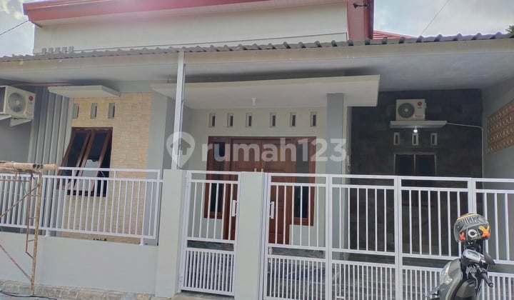 House on Jakal Km 12 Near UII Campus