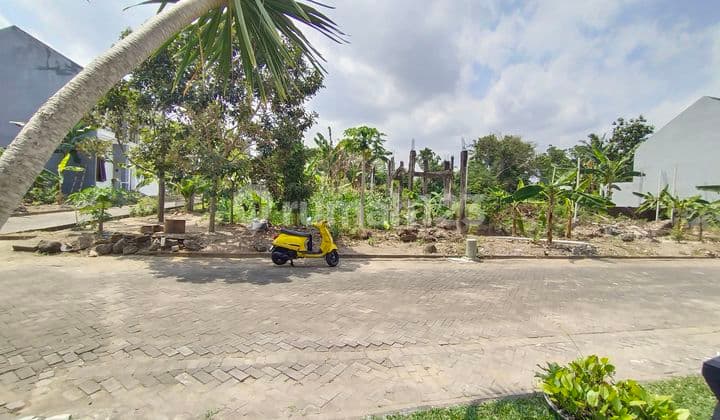 Tanah ada 3 Kapling dalam Perumahan Jakal km7,5