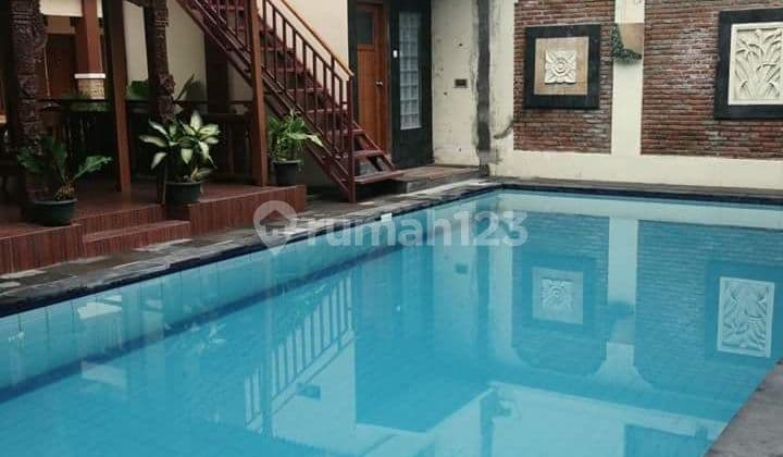 Productive guest house on Palagan Street