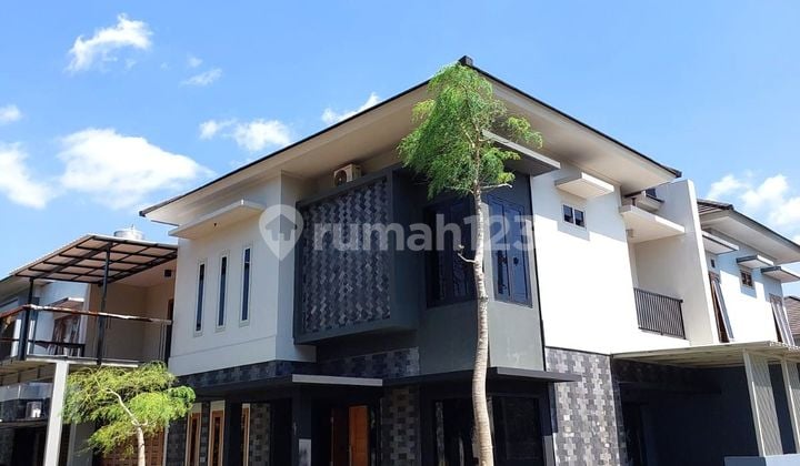 Rumah Mewah Dalam Perumahan Di Jl Palagan