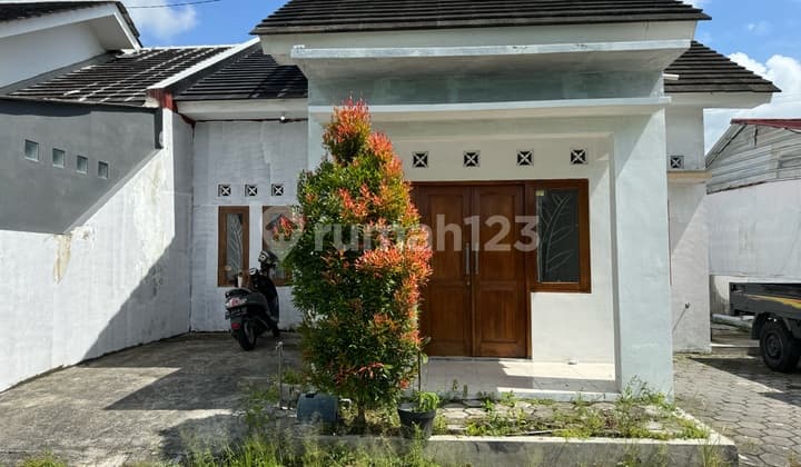 Rumah Minimalis dan Asri di Jl. Kaliurang Km10