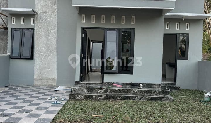 Rumah Baru Dekat Kampus Uii Jl Kaliurang Km11, Sleman