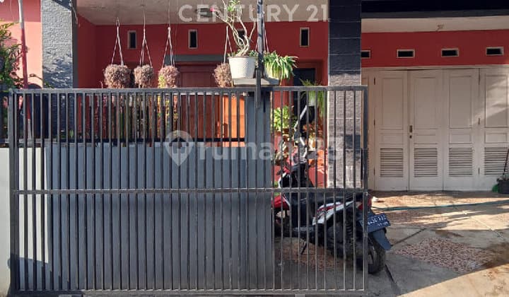 Rumah Cantik Minimalis Dalam Kompleks Graha Nirwana Bekasi Jabar