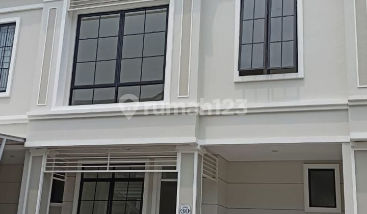Rumah Baru Bisa KPR Lavon 2 Cluster Citrine Tangerang