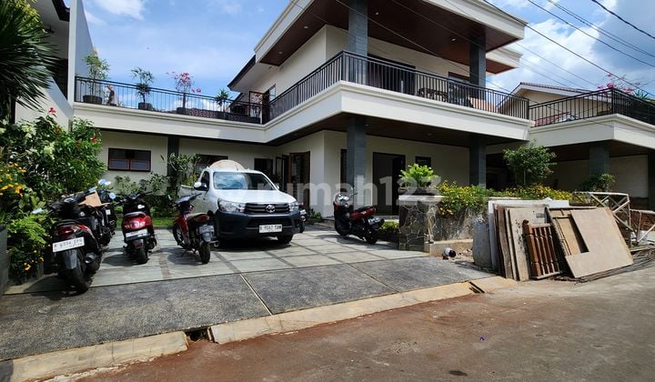Rumah Dalam Cluster Sudah di Renovasi siap huni Di Pejaten jakarta selatan.