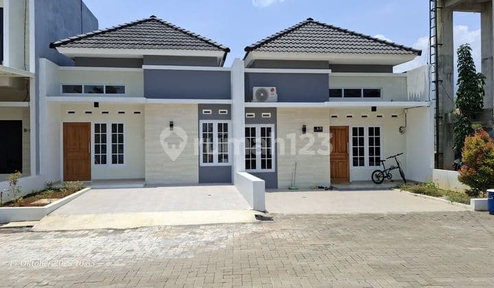 Rumah Siap Huni Cluster Best View di Banyumanik SHM Bagus