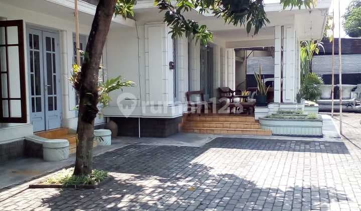 Rumah Antique Griya Art Deco Jogja di Langenastran Kidul Yogyakarta