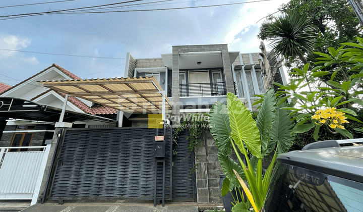 Rumah Batununggal Strategis One Gate System