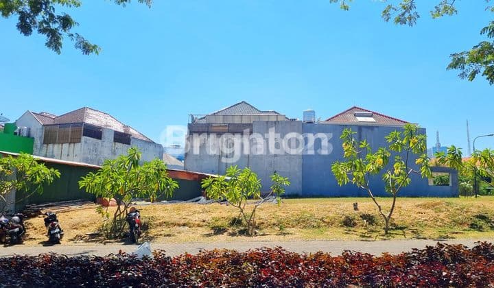 TANAH KAVLING BUKIT DARMO GOLF JALAN KEMBAR UTAMA dekat tol, clubhouse, mall, pusat bisnis dan komersial