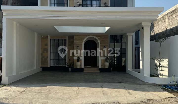 2-Story Residence in Sleman Gamping Within a Premium Cluster with Complete Facilities