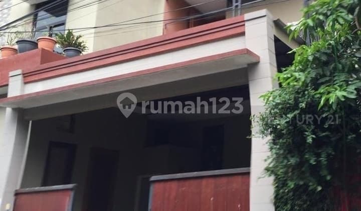 For Sale Fully Occupied House and Boarding House in Menteng Atas, Central Jakarta