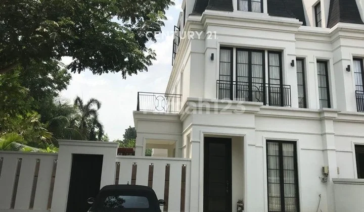 Dijual Rumah Hook Bagus Strategis Harga Menarik Di Kemang Jakarta Selatan