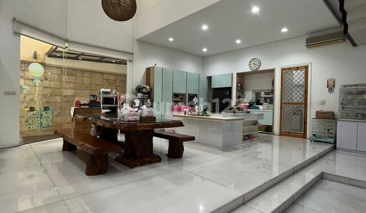 Rumah Siap Huni di Kebon Jeruk Nego Sampai Deal