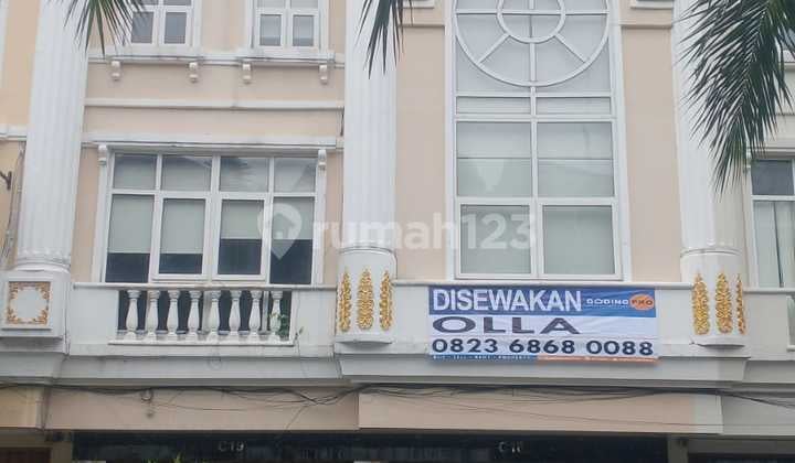 Ruko di Tebet, Furnished Mewah, Siap Pakai dan Strategis