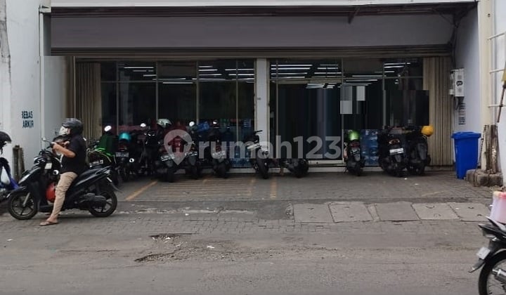 Dijual Ruko Pusat Kota di Jalan Tidar Surabaya Pusat Dijual Ruko Pusat Kota di Jalan Tidar Surabaya Pusat