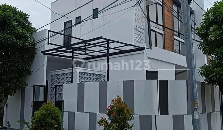 Dijual Rumah 2 lantai di Perumahan Gading Pantai Surabaya Dijual Rumah 2 lantai di Perumahan Gading Pantai Surabaya