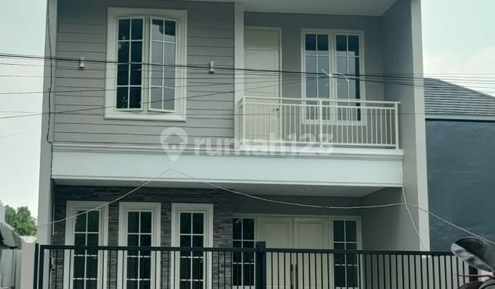 For Sale 2-story House in Gayung Kebonsari Surabaya