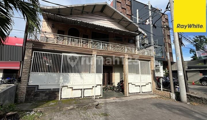 Disewakan Rumah 2 Lantai di Jalan Ir Soekarno Surabaya