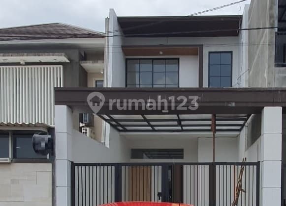 Dijual Rumah Baru 2 Lantai Strategis di Jemur Andayani Surabaya