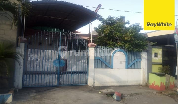 Dijual Rumah di Jalan Petemon Surabaya Pusat