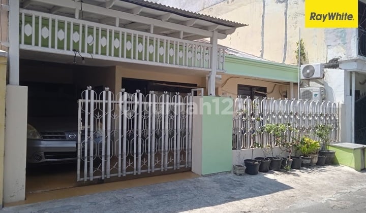 Dijual Rumah 2 lantai di Semolowaru Elok Surabaya Dijual Rumah 2 lantai di Semolowaru Elok Surabaya