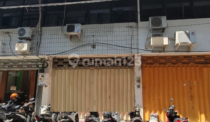 Dijual Ruko 3,5 lantai di Ruko RMI Ngagel Surabaya Dijual Ruko 3,5 lantai di Ruko RMI Ngagel Surabaya