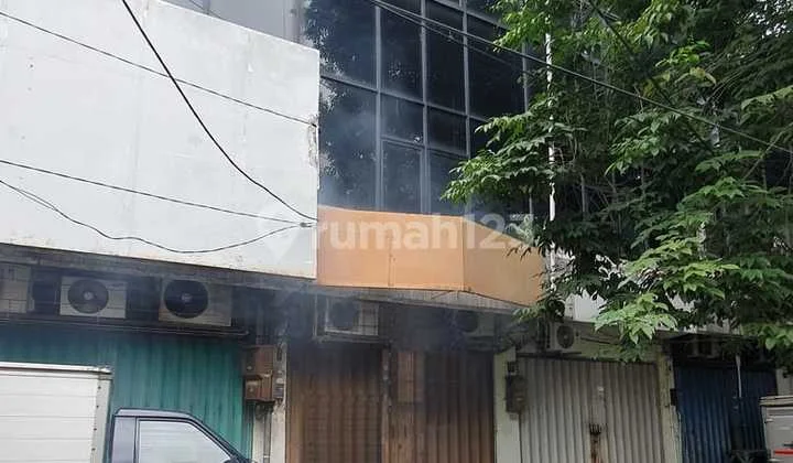 Dijual Ruko Hadap Nol Jalan Siaga di Semut Megah Raya Surabaya Dijual Ruko Hadap Nol Jalan Siaga di Semut Megah Raya Surabaya