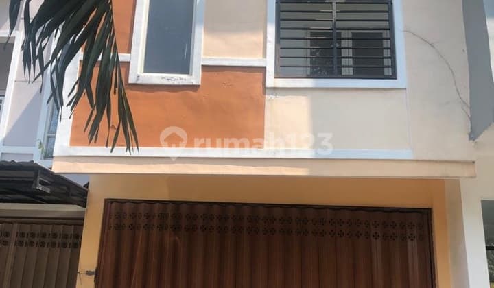 Disewakan Ruko 2 lantai di Semolowaru Selatan Surabaya