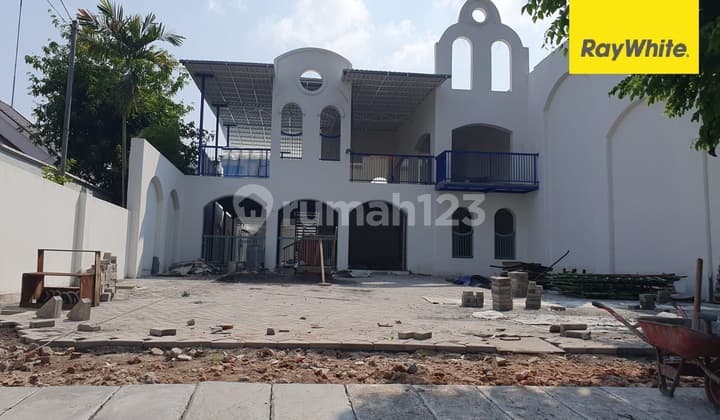 Disewakan Rumah 2 Lantai di Jalan Cimanuk Darmo Surabaya