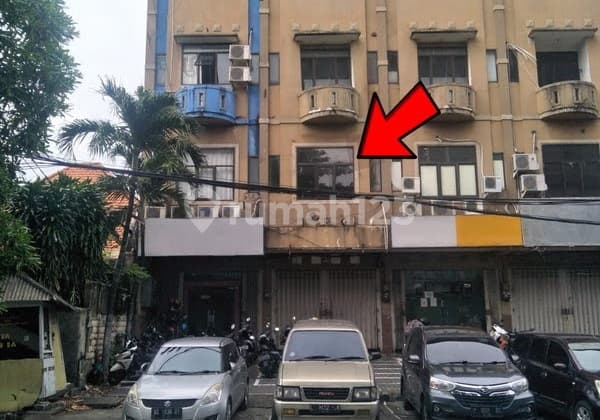 For Rent Shop House on Bintoro Street, Near Darmo, Diponegoro Surabaya