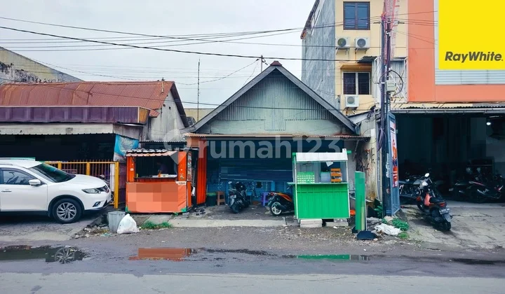 Dijual Ruko Area Komersial di Jalan Tidar Surabaya Pusat Dijual Ruko Area Komersial di Jalan Tidar Surabaya Pusat