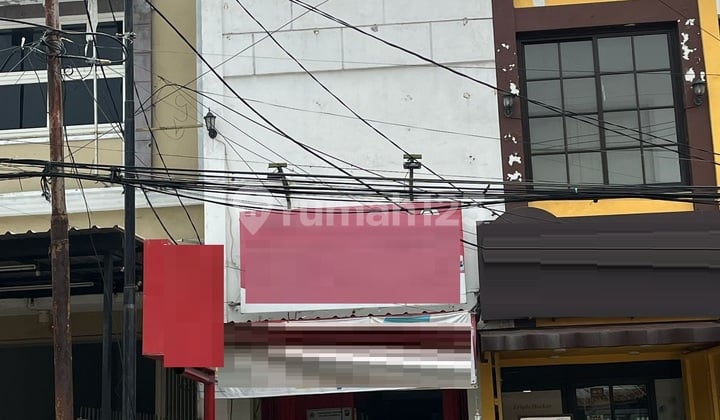 Disewakan Ruko di Jalan Raya Manukan Lor Surabaya Disewakan Ruko di Jalan Raya Manukan Lor Surabaya