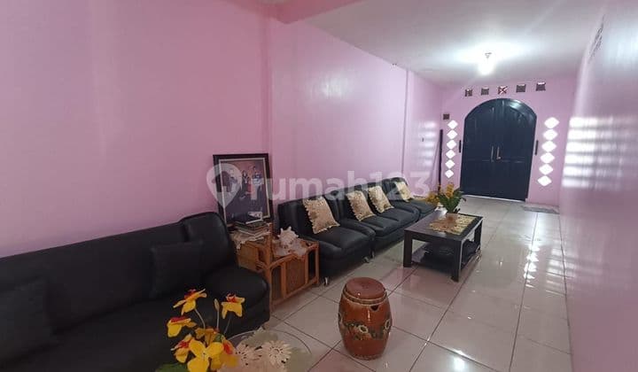 Asri & Cool House in a Good Housing Complex Near Sawangan Toll Gate Price Reduced