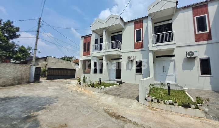 Rumah Baru Dalam Town House Dekat Rsud Sawangan