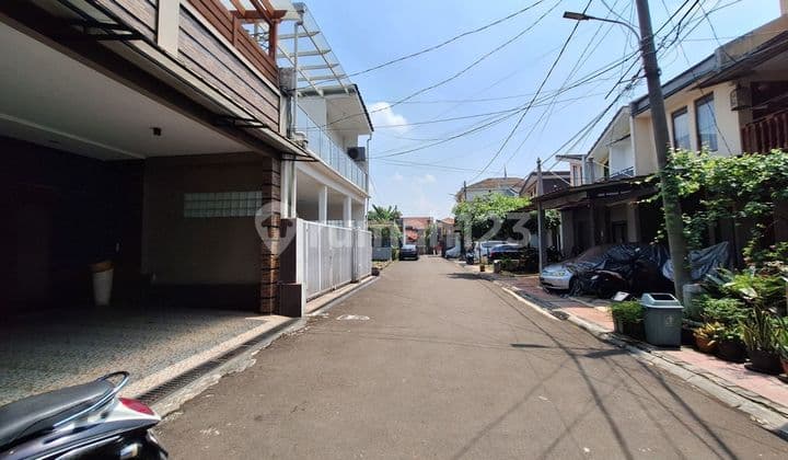 Rumah Istimewa, One Gate Sistem, Lokasi Strategis Dekat ke Jakarta Selatan