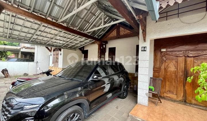 Well-Maintained Unique House in a Complex in Cinere, Depok