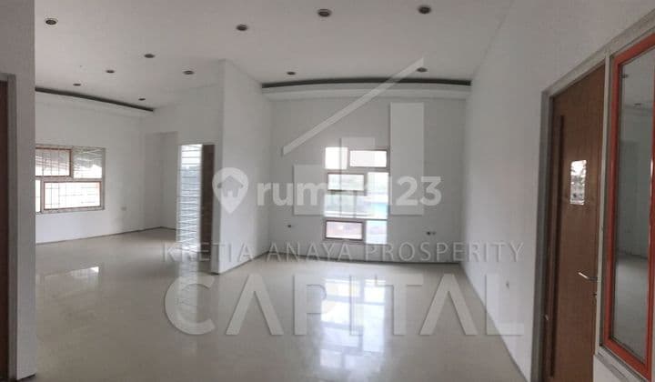 Gudang Dan Kantor 2 Lantai di Terusan Moch Toha